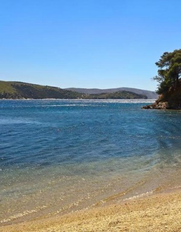 Παραλία Άγιος Φωκάς