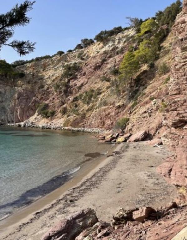 Παραλία Αγαλίπα