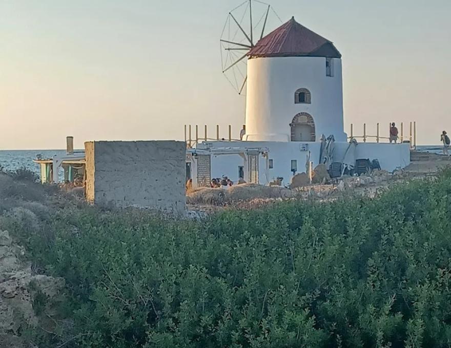 Ανεμόμυλος2