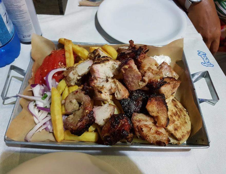 Μούζα Grill House4