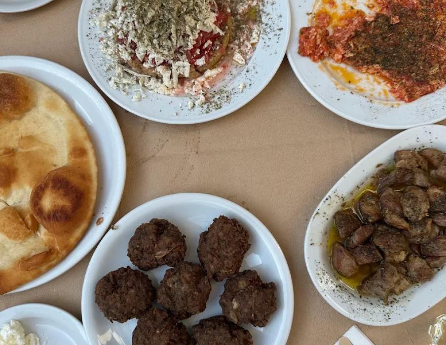 Μπάρμπα Γιάννης & Μαρίτσα0