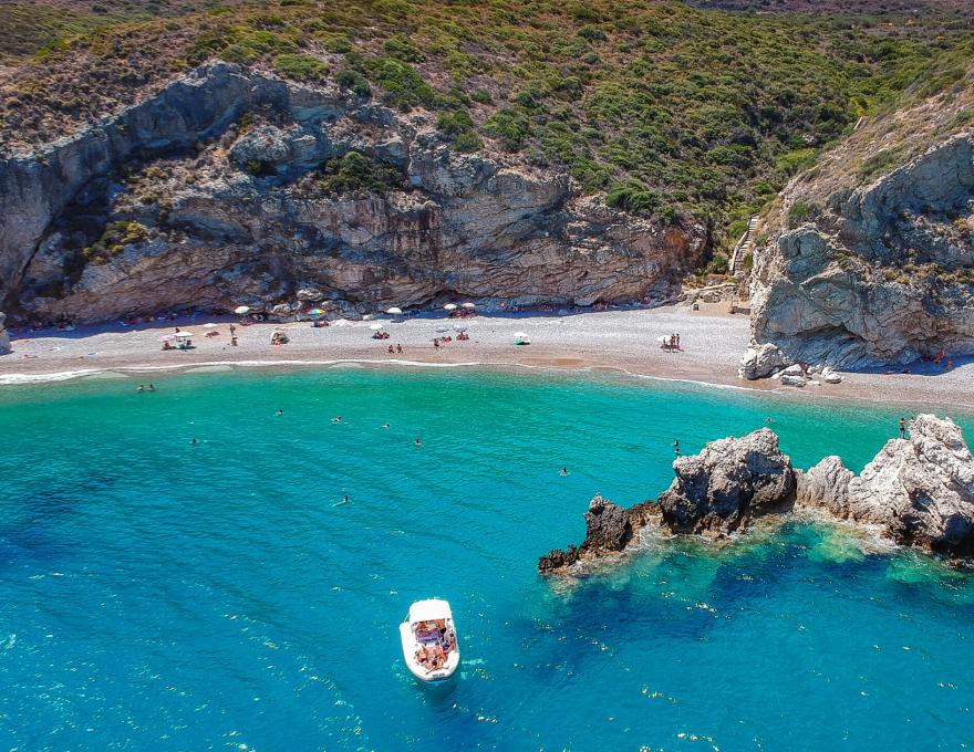 Παραλία Καλαδί4