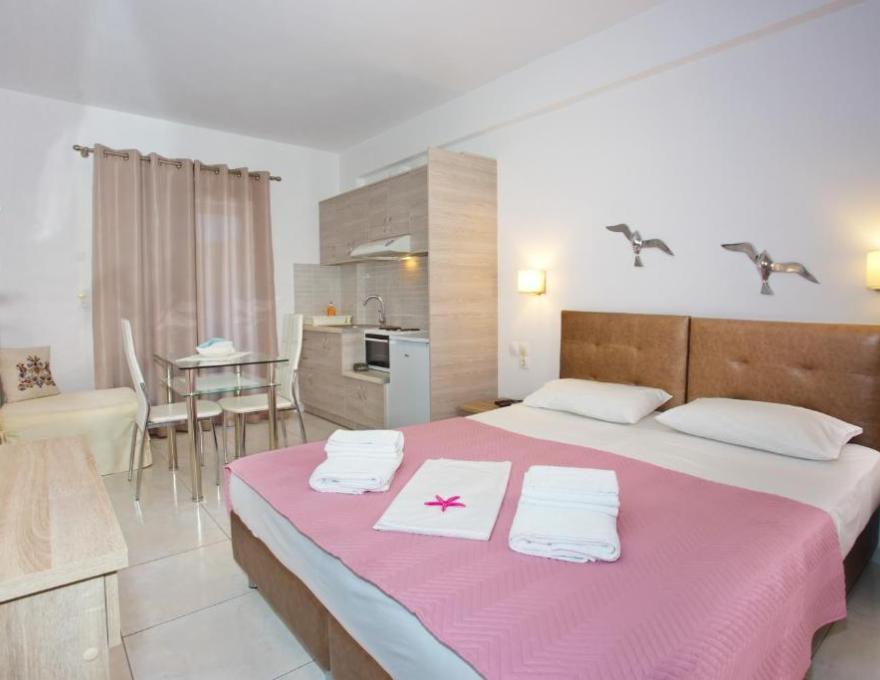 Aspous Studios and Rooms4