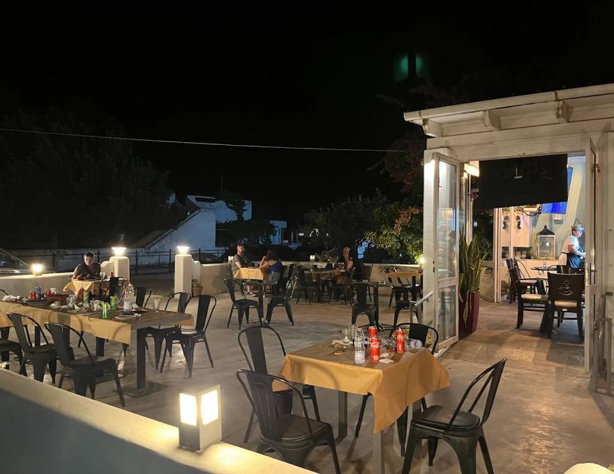 Katsarelias Bakery & Pizza1