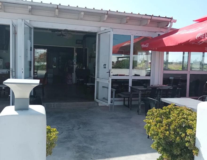 Katsarelias Bakery & Pizza2