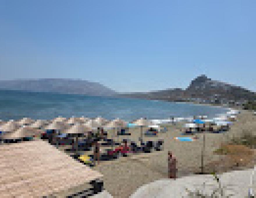 Kavoures Beach Restaurant0