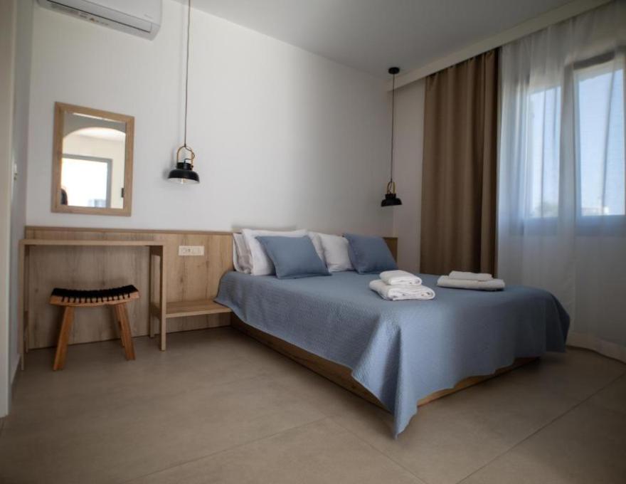 Kotinos Luxury Suites3