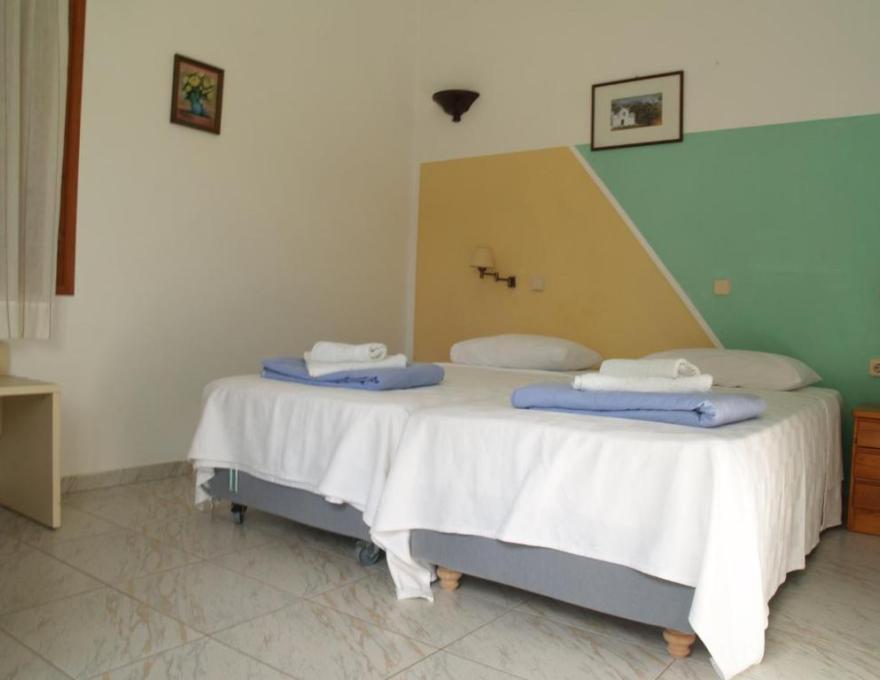 Pegasus Studios and Apartments3