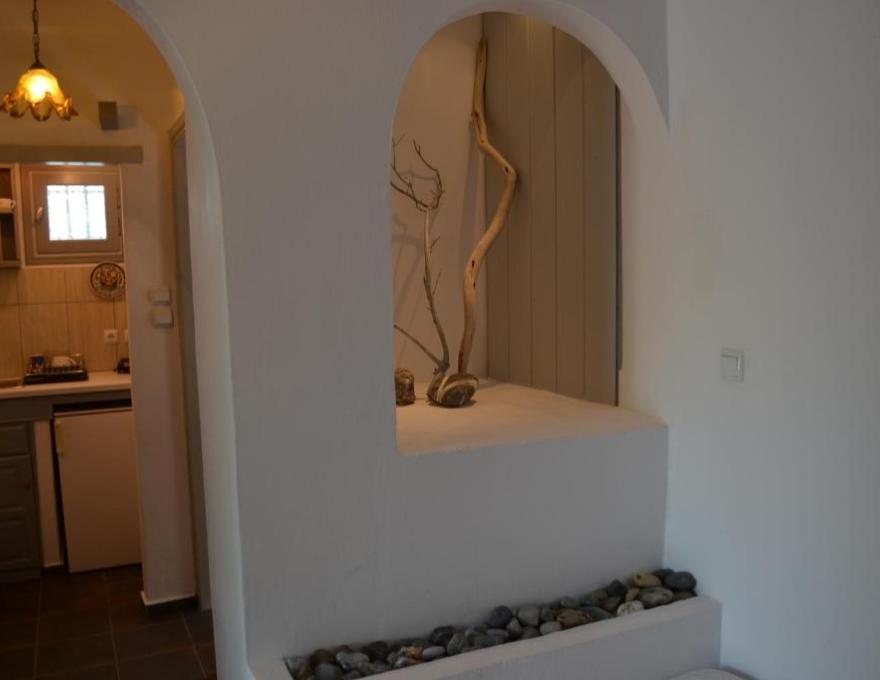 Skyros Koxilas Studios2