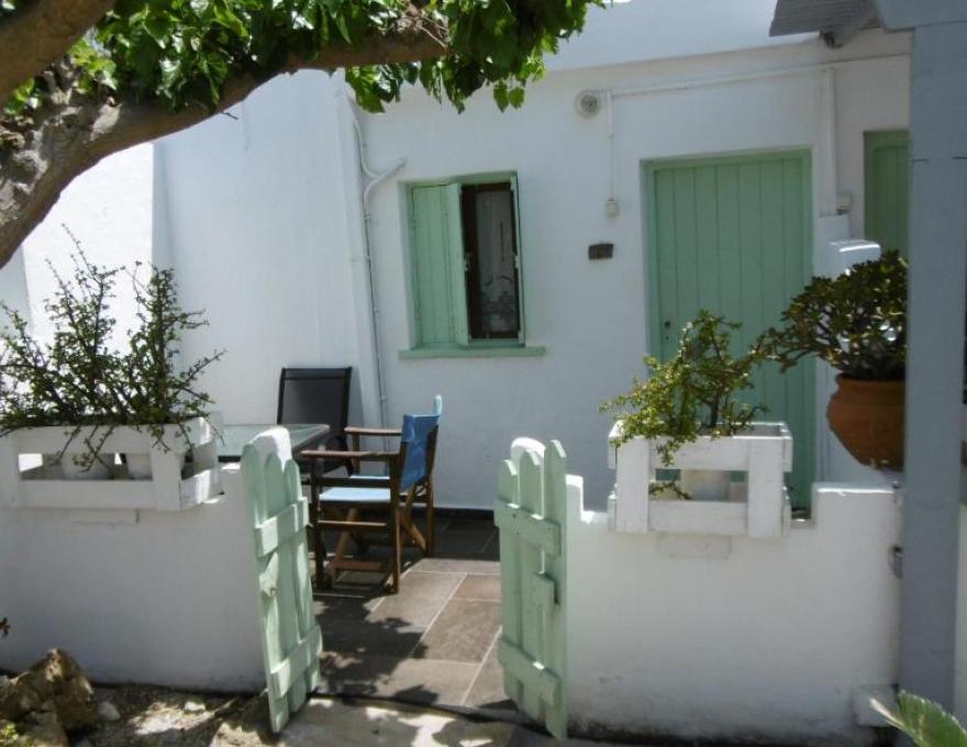 Skyros Panorama Studios2