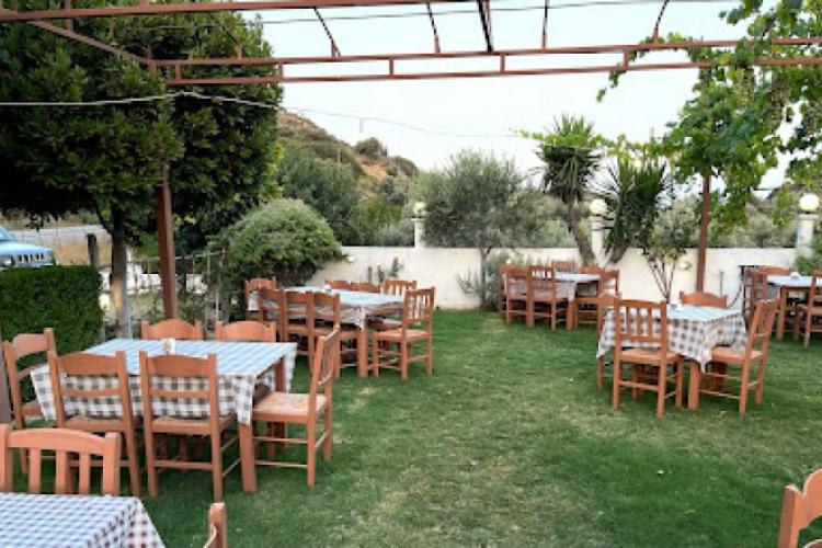 Ταβέρνα ΜΑΝΩΛΙΑ «Η Αννούλα»