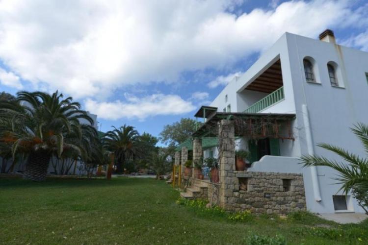 Pegasus Studios and Apartments